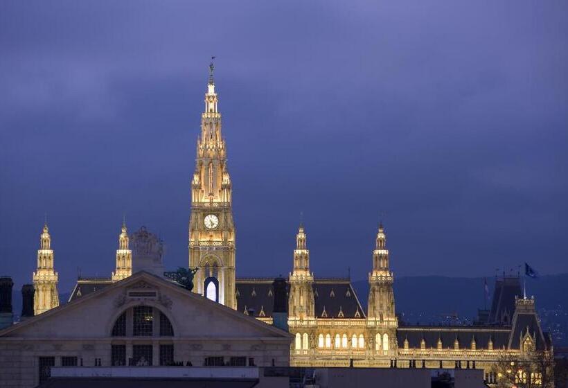 Steigenberger Hotel Herrenhof