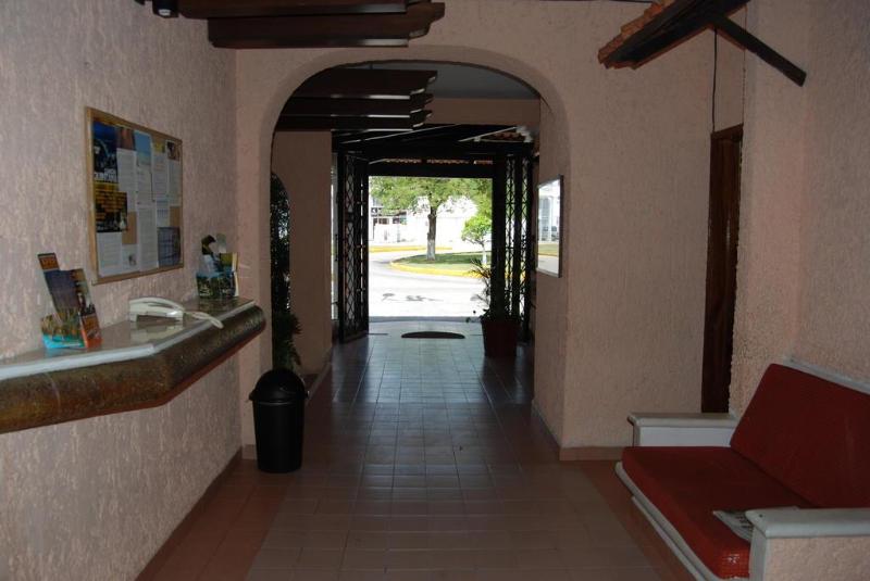 Отель Tankah Cancun