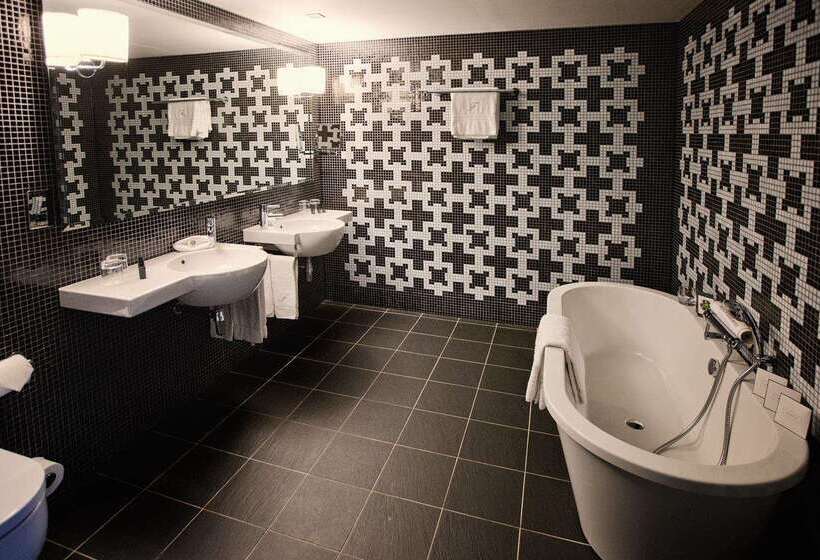 The Fitzwilliam Hotel Belfast