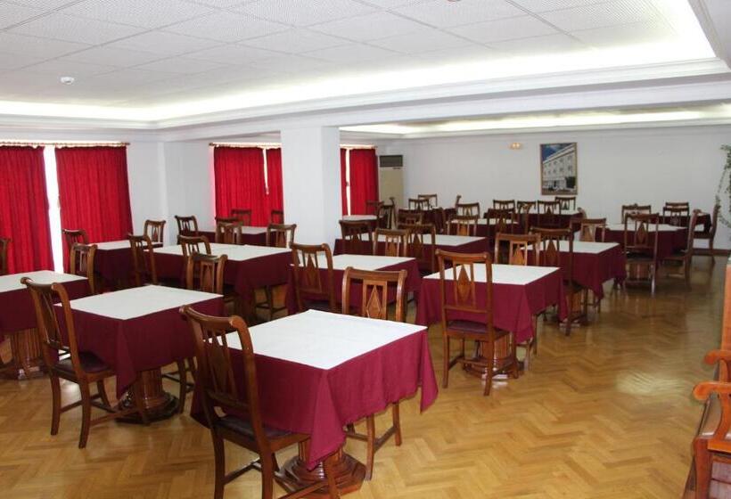 فندق Turismo Miranda