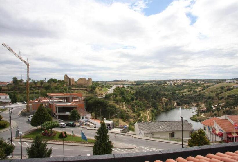 فندق Turismo Miranda