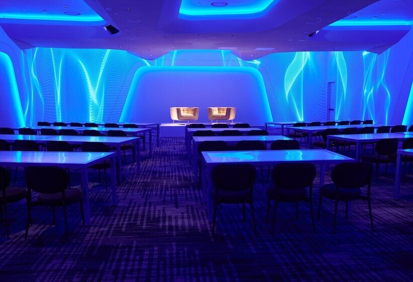 בית מלון כפרי W South Beach