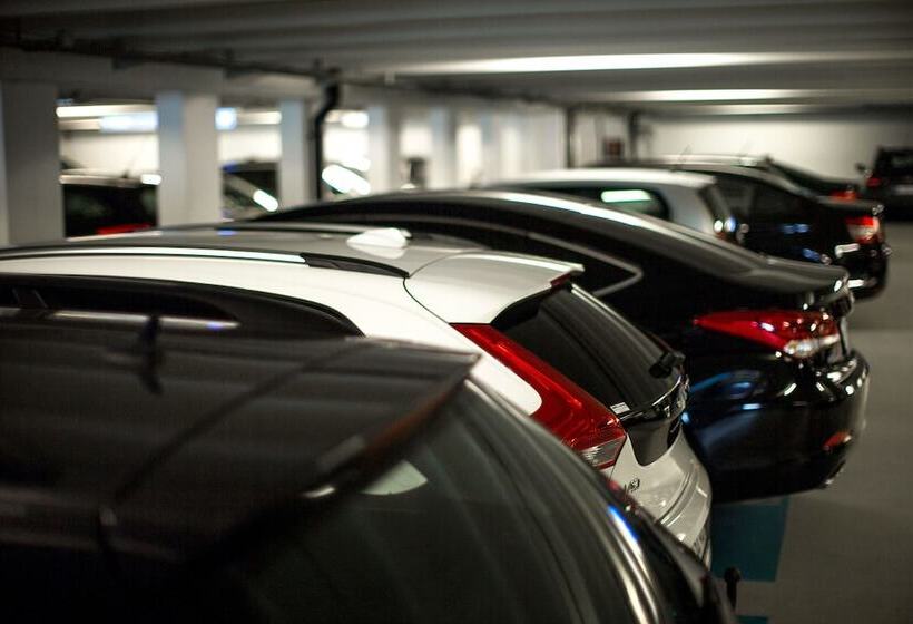 هتل Wakeup Copenhagen  Carsten Niebuhrs Gade