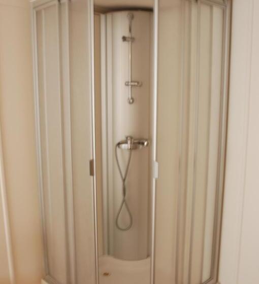 Отель Weisses Kreuz