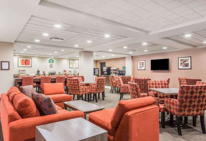 בית מלון כפרי Wingate By Wyndham Regina