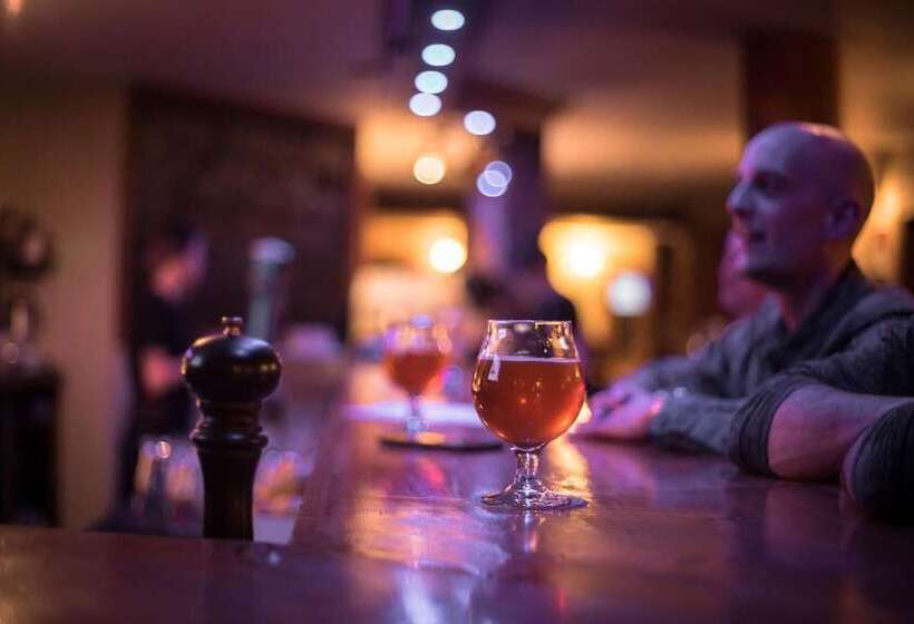 호텔 Winston Lodge