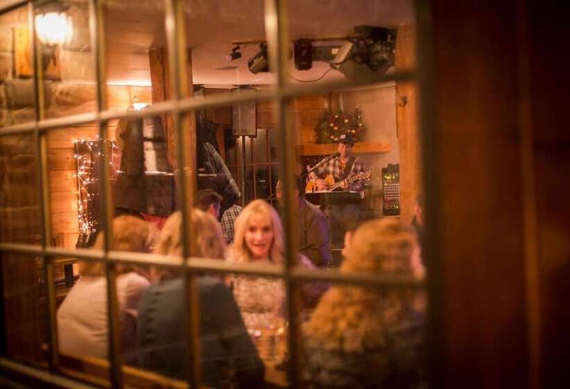 호텔 Winston Lodge