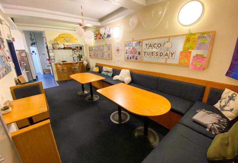 Ith San Francisco Pacific Tradewinds Hostel