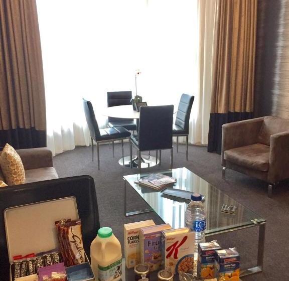 Kensington House Aparthotel