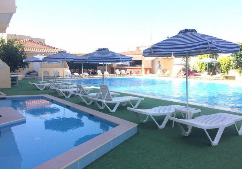 Maria Studios & Apartments