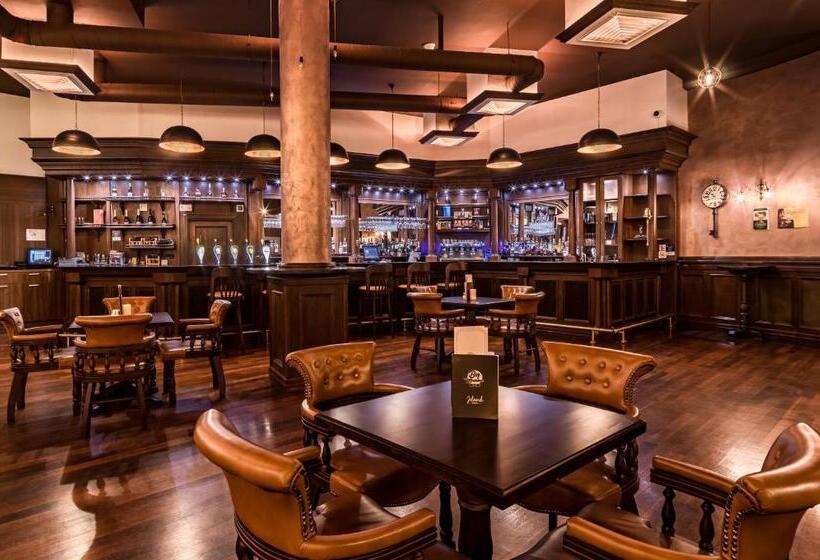 בית מלון כפרי Diplomat