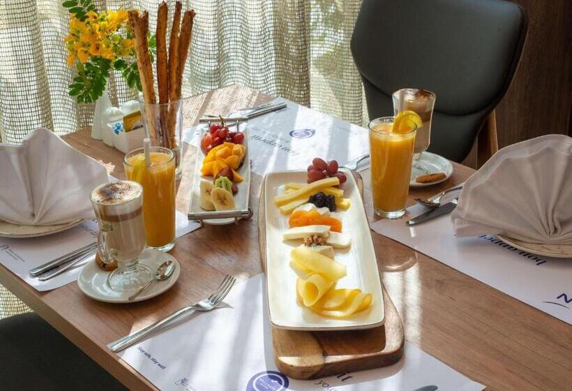 Novotel Cairo El Borg