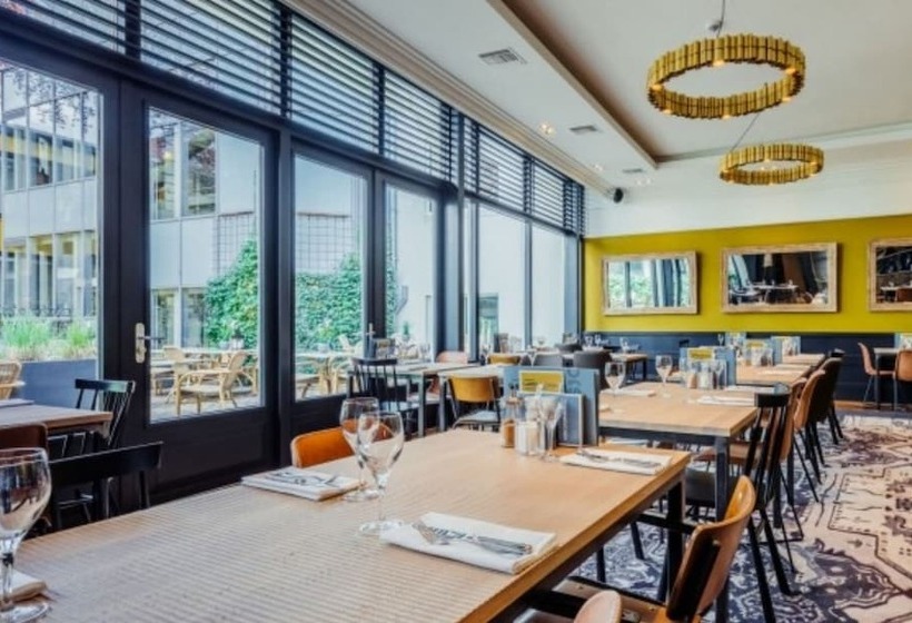 Post Plaza Hotel & Grand Café