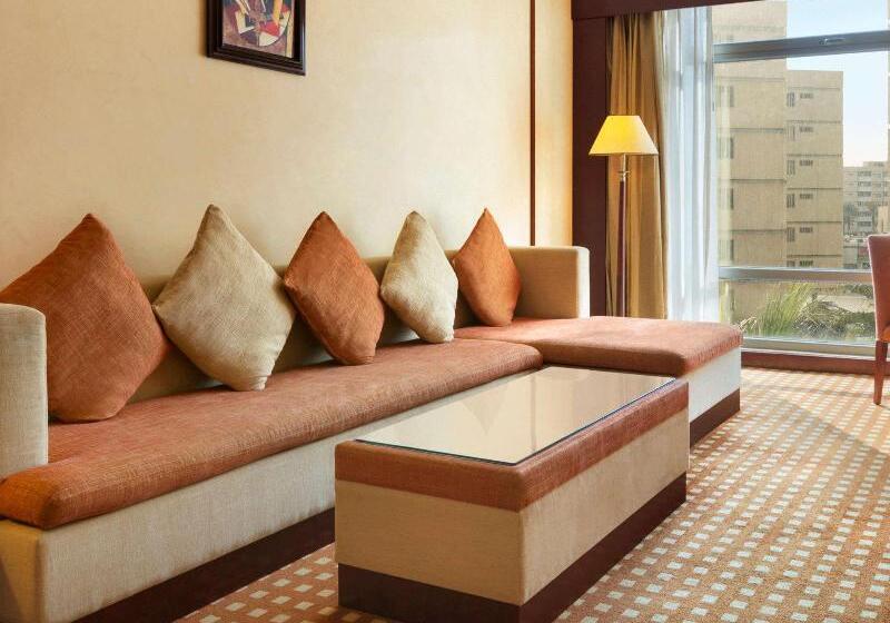 Ramada By Wyndham Hotel Riyadh