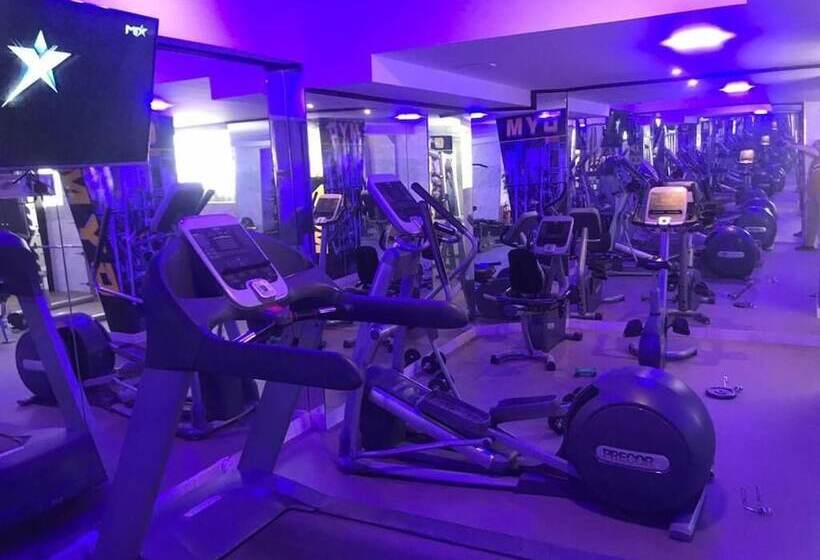 Ramada By Wyndham Hotel Riyadh