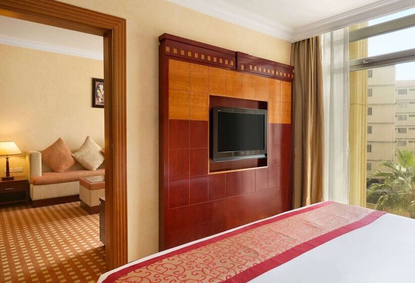 Ramada By Wyndham Hotel Riyadh