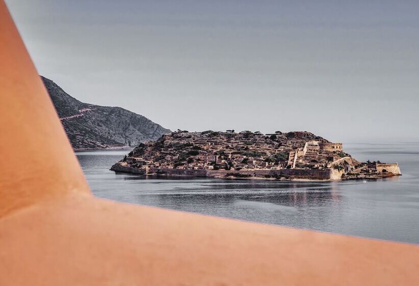 منتجع Domes Of Elounda, Autograph Collection