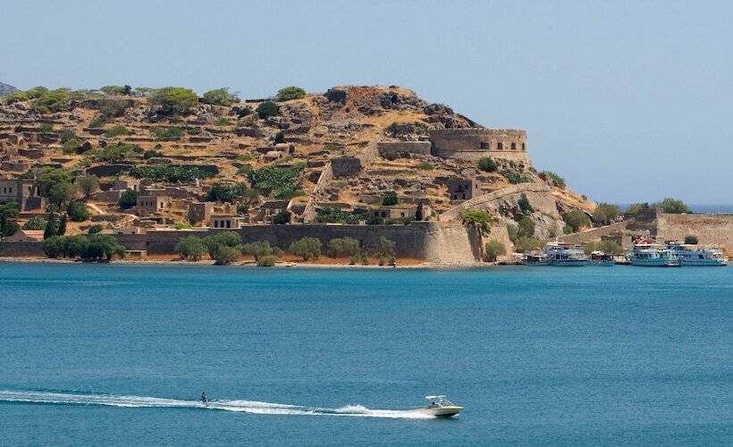 منتجع Domes Of Elounda, Autograph Collection