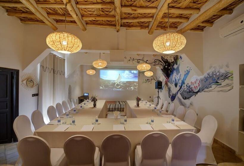 ריאדים Ksar Ighnda