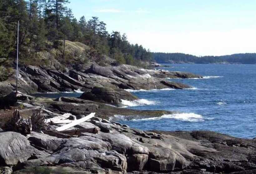 Rockwater Secret Cove Resort