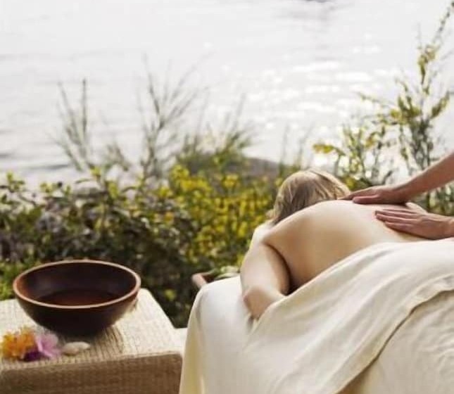 Rockwater Secret Cove Resort
