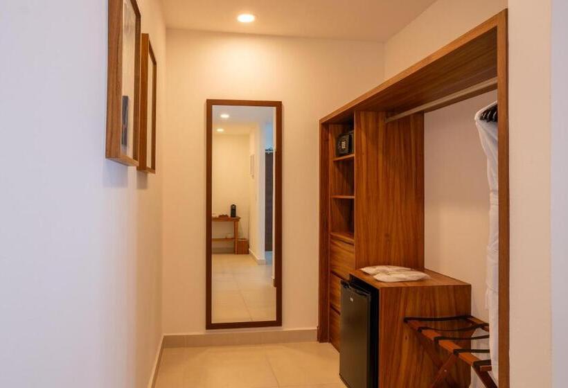 The Beachfront by The Fives Hotels - All Inclusive - Adults Only