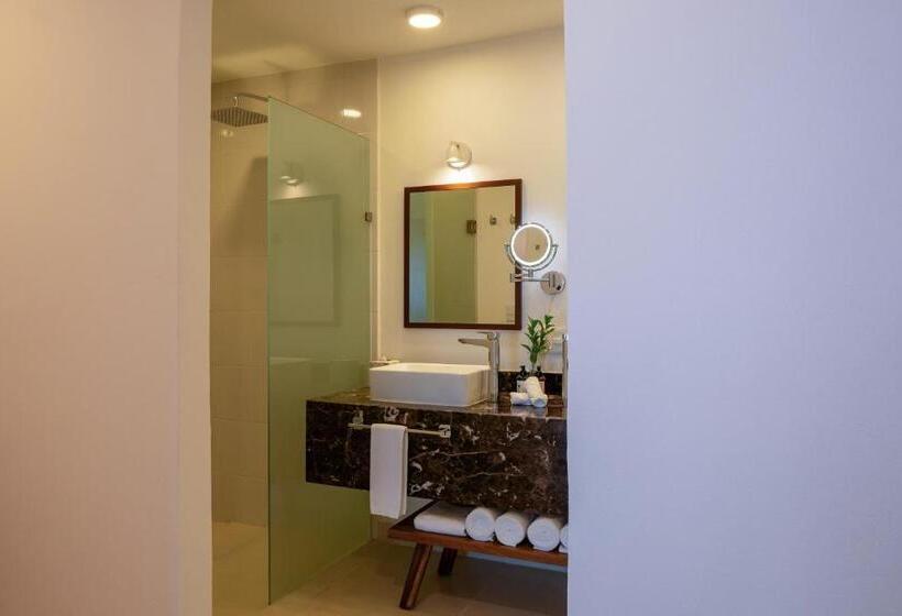 The Beachfront by The Fives Hotels - All Inclusive - Adults Only