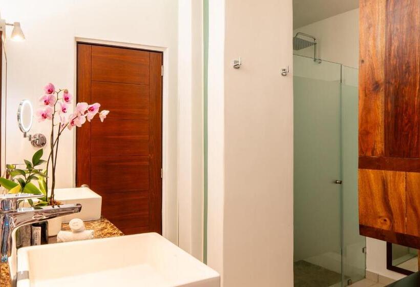 The Beachfront by The Fives Hotels - All Inclusive - Adults Only