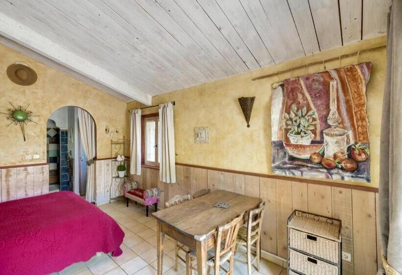 بنسيون Le Mas Des Anges