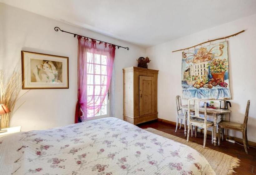 بنسيون Le Mas Des Anges