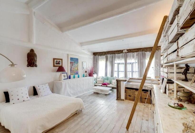 بنسيون Le Mas Des Anges