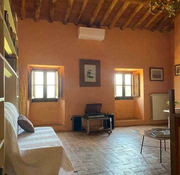 Winery Houses In Chianti