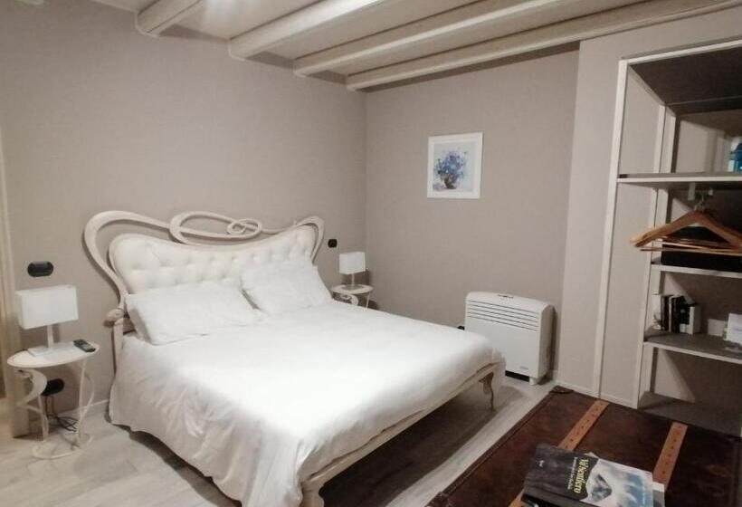 Pensjonat Casale Raffaello B&b Como