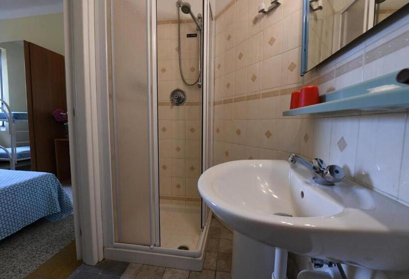 ホテル Villa Maria & Apartment