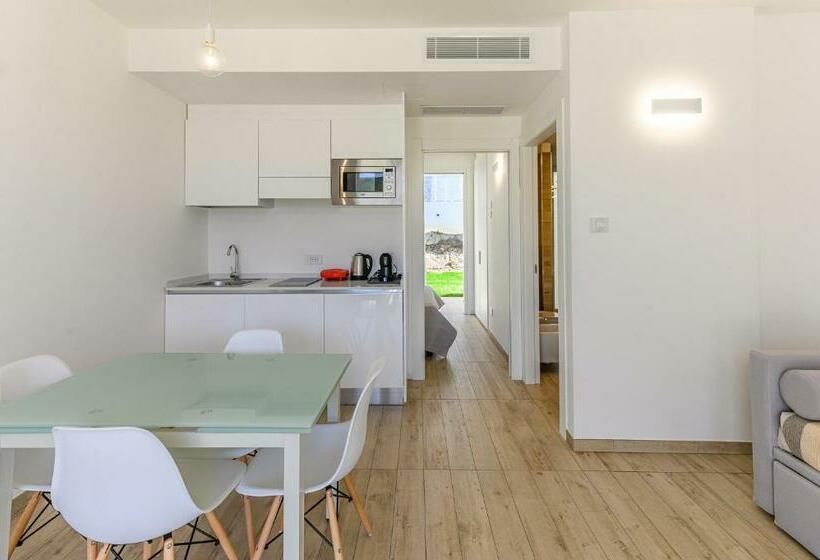 Capo Falcone Beach Charming Apartments Stintino