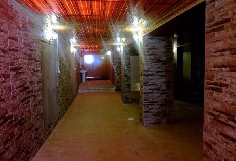 בית מלון כפרי Oskar Thermal