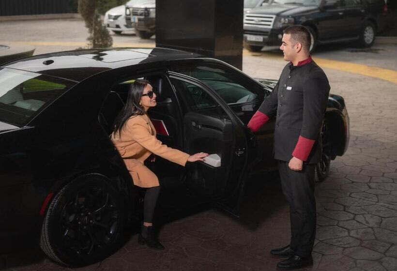 هتل Ramada By Wyndham Erbil Gulan Street