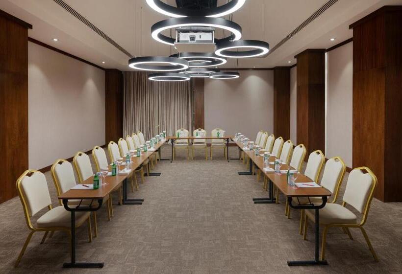 هتل Ramada By Wyndham Erbil Gulan Street