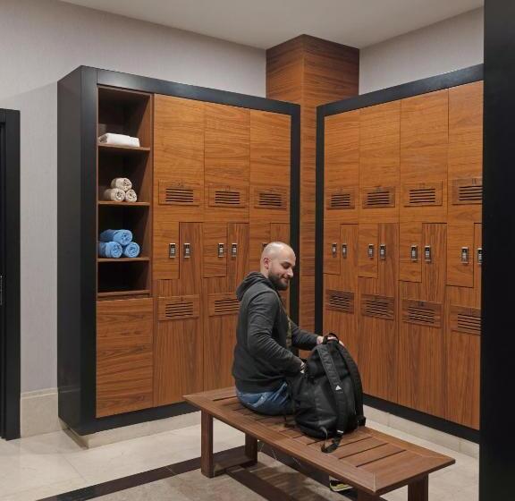 هتل Ramada By Wyndham Erbil Gulan Street