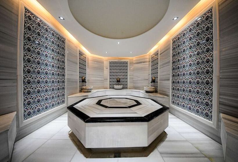 هتل Ramada By Wyndham Erbil Gulan Street