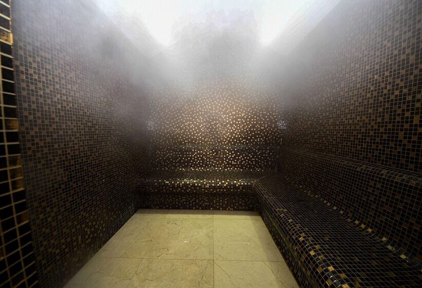 هتل Ramada By Wyndham Erbil Gulan Street