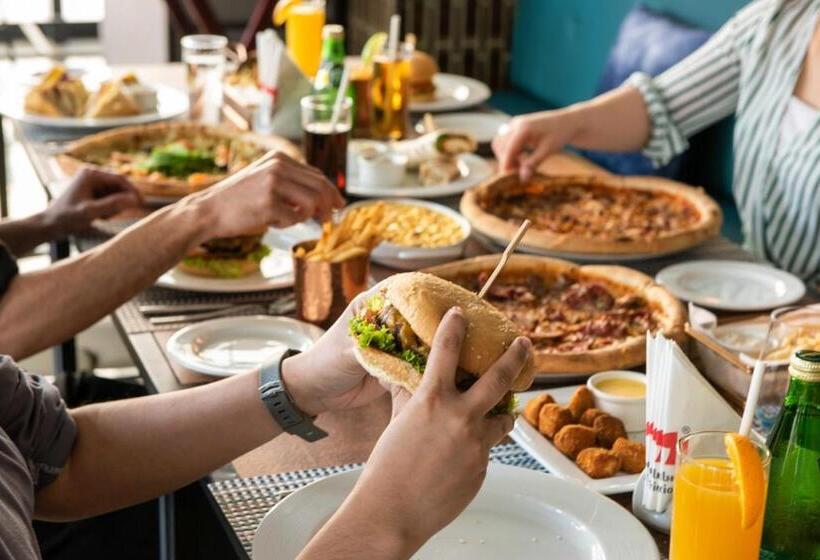 هتل Swissbelsuites Admiral Juffair