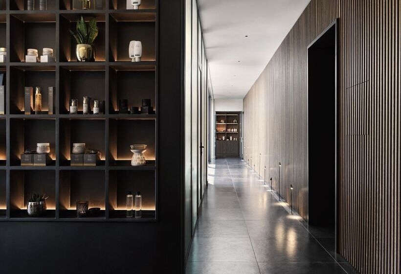 ホテル The Olivar Suites