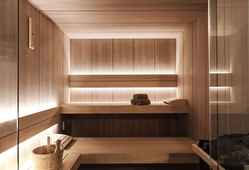 ホテル The Olivar Suites