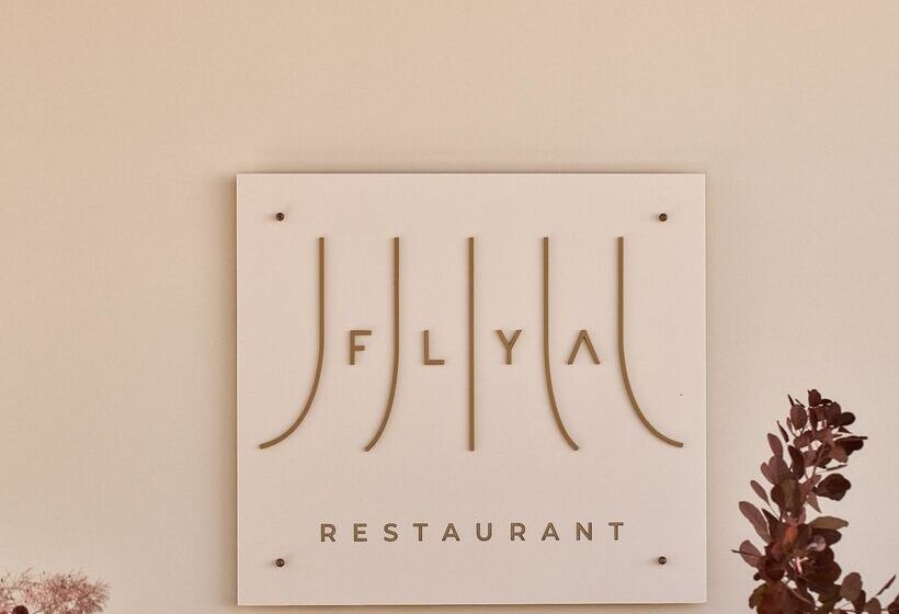 ホテル The Olivar Suites