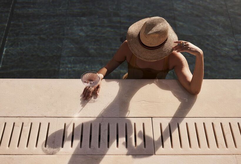 ホテル The Olivar Suites