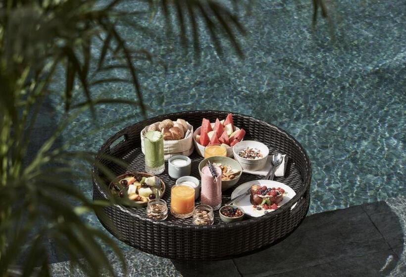 ホテル The Olivar Suites