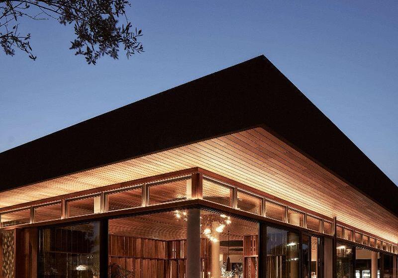 ホテル The Olivar Suites