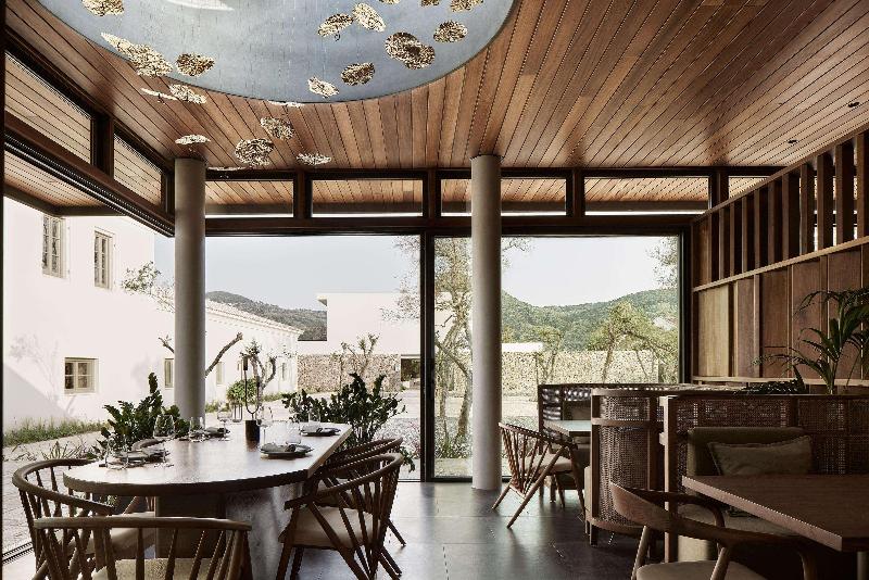 ホテル The Olivar Suites