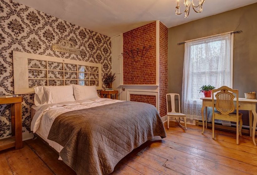 مبيت وإفطار Rowell S Inn